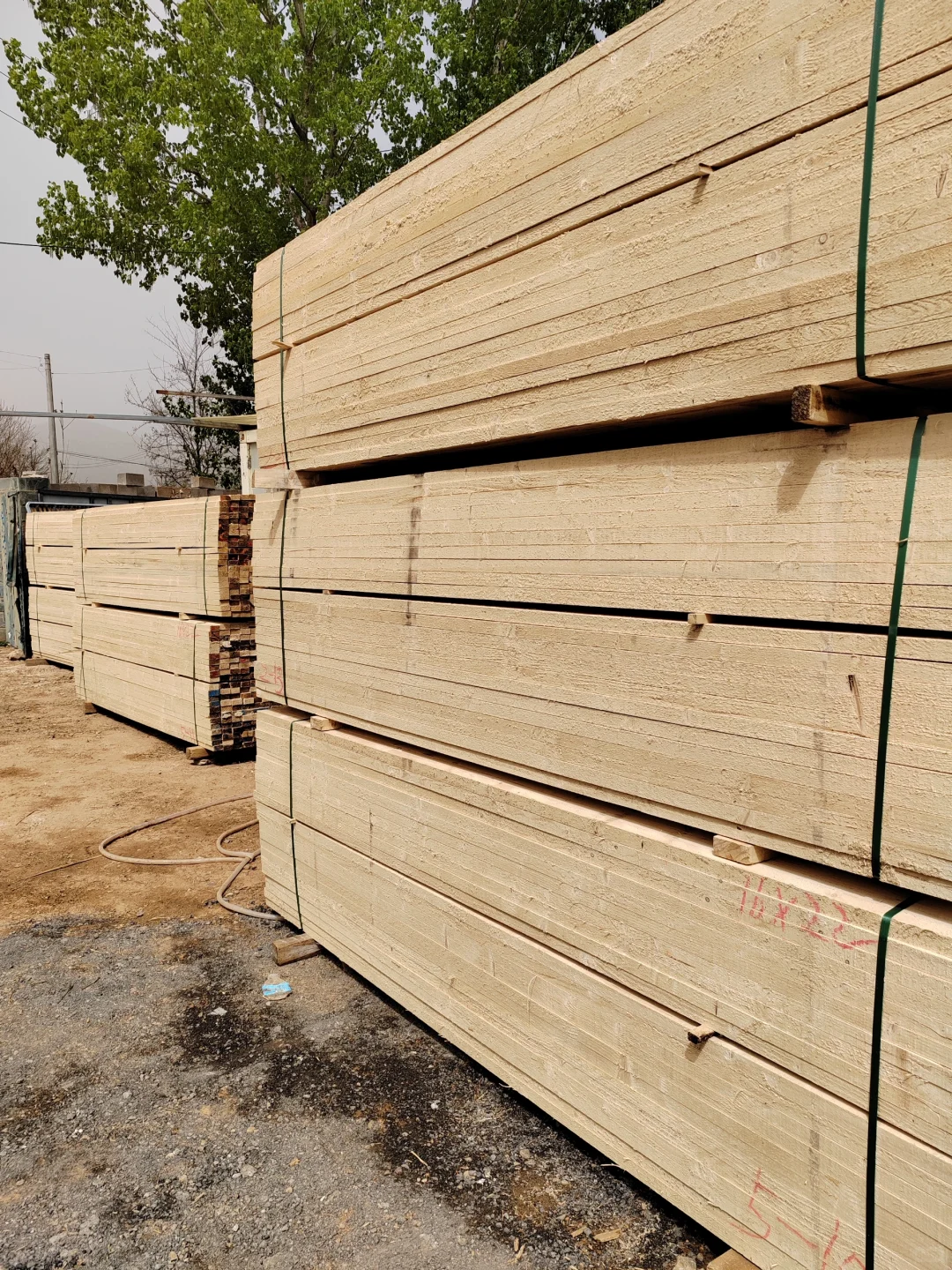 北京建筑木方加工定制批发清水模板竹胶板