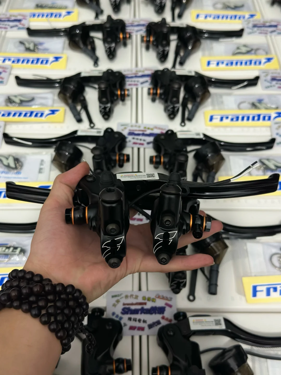 摩托党必入!车力屋F130s直推上泵,手感颜值