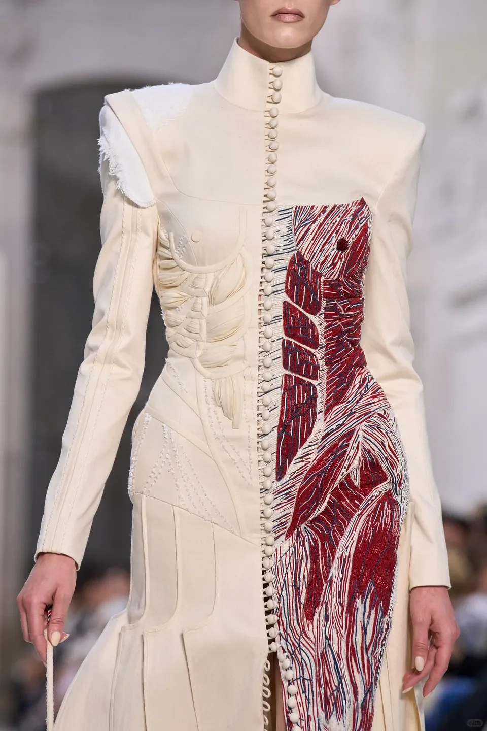 白胚解构?Thom Browne 高定秀