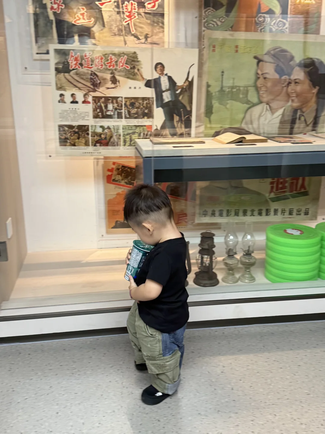 遛娃??｜藏在涿州老磨床场里的电影博物馆