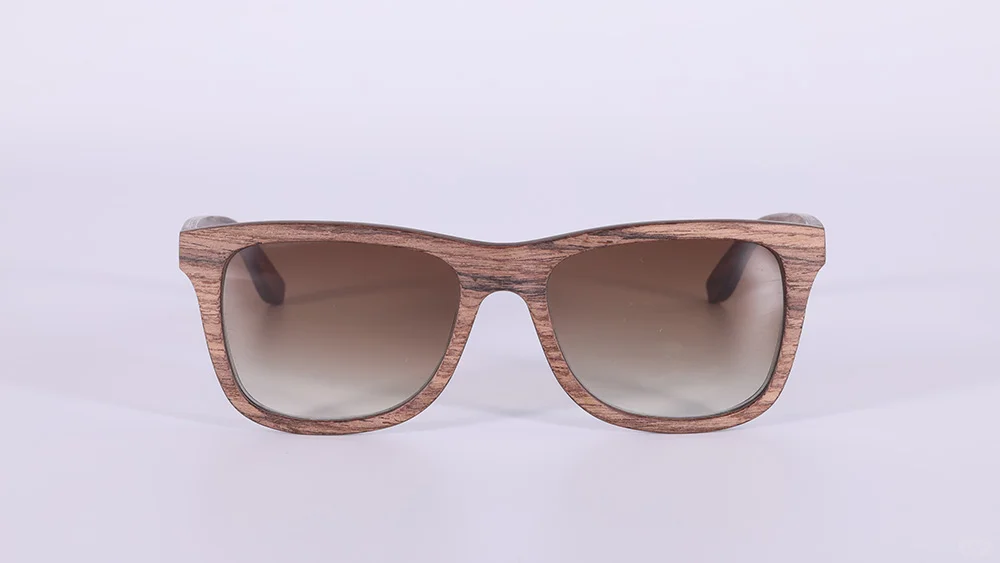 高端眼镜定制：变色镜片知识大科普