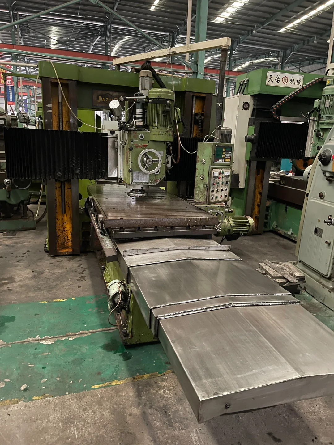 台湾佳钊龙门铣