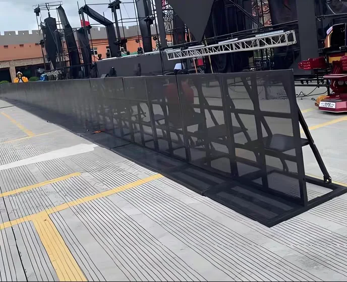 大型活动必租！防爆铁马护安全?