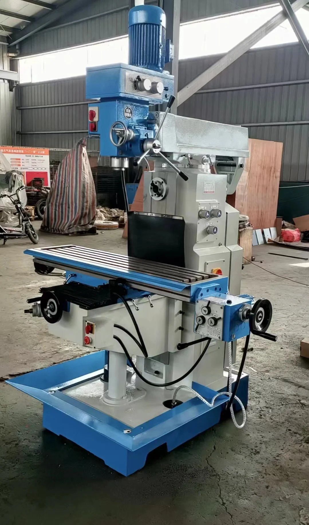 ZX6350 高精度多功能钻铣床