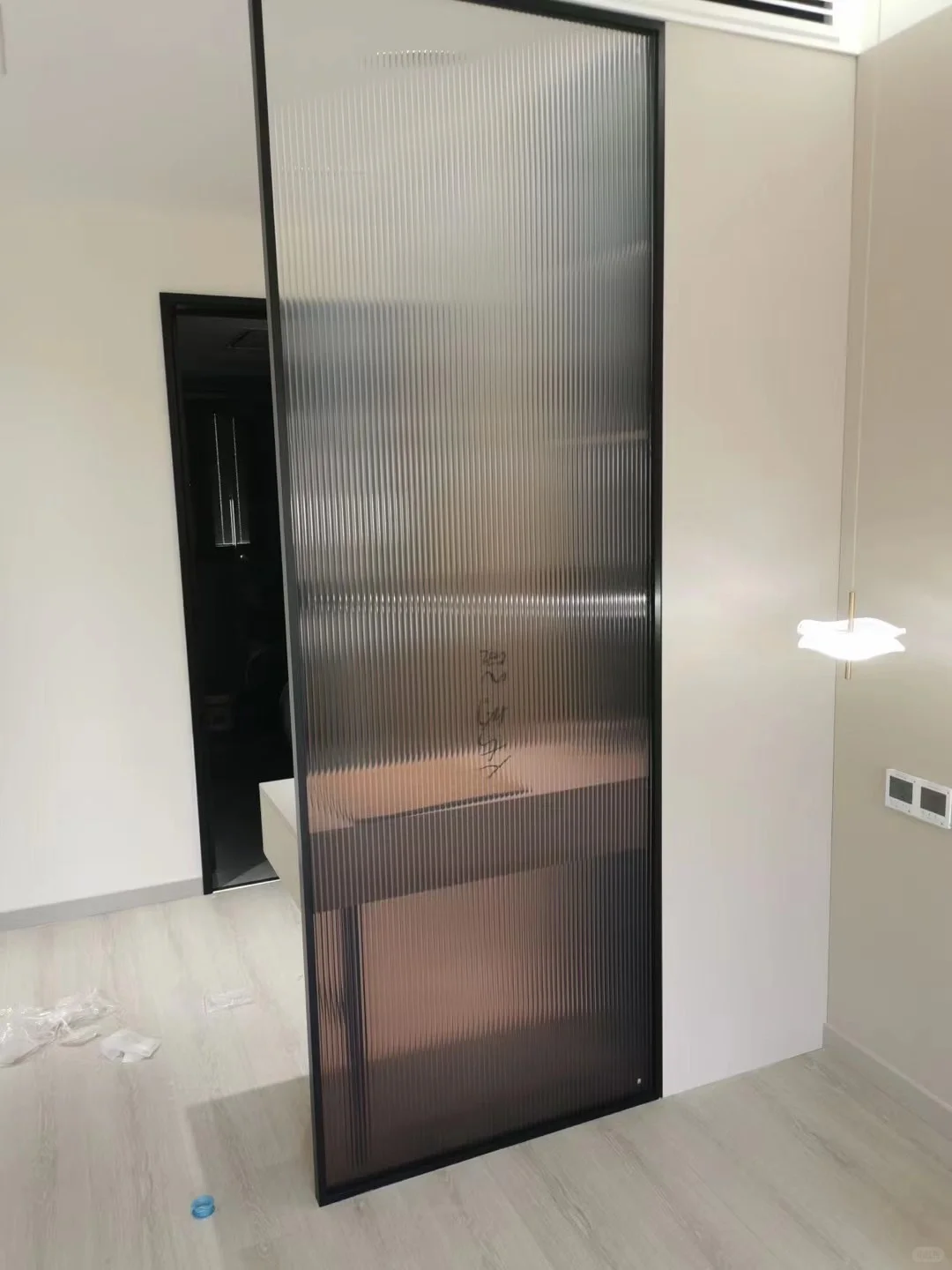 梦幻空间 渐变长虹玻璃