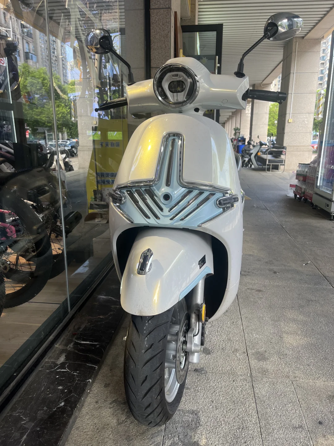 无极SR150C简评—只适合小个子的代步车