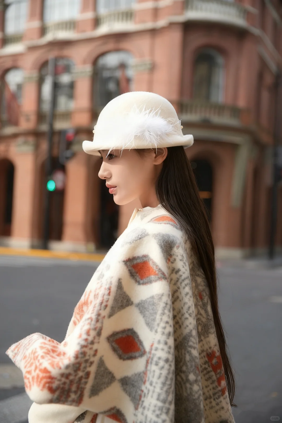 魔都街头的复古优雅穿搭｜秋冬氛围感直接拉