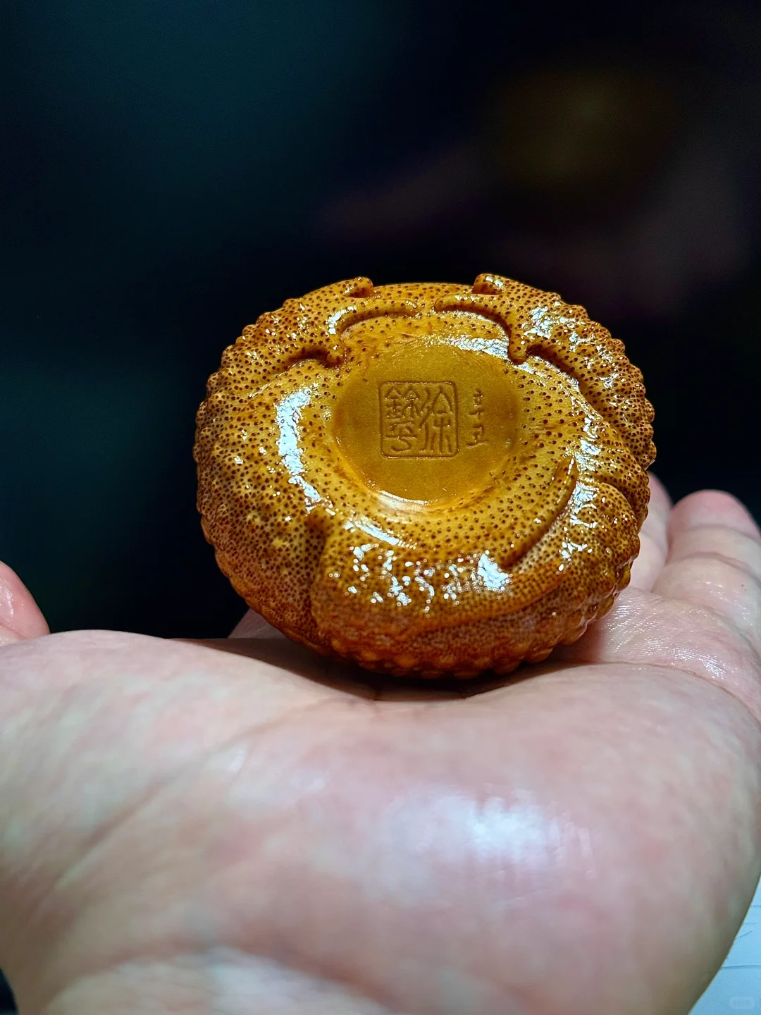 徐锦平竹根雕金蟾