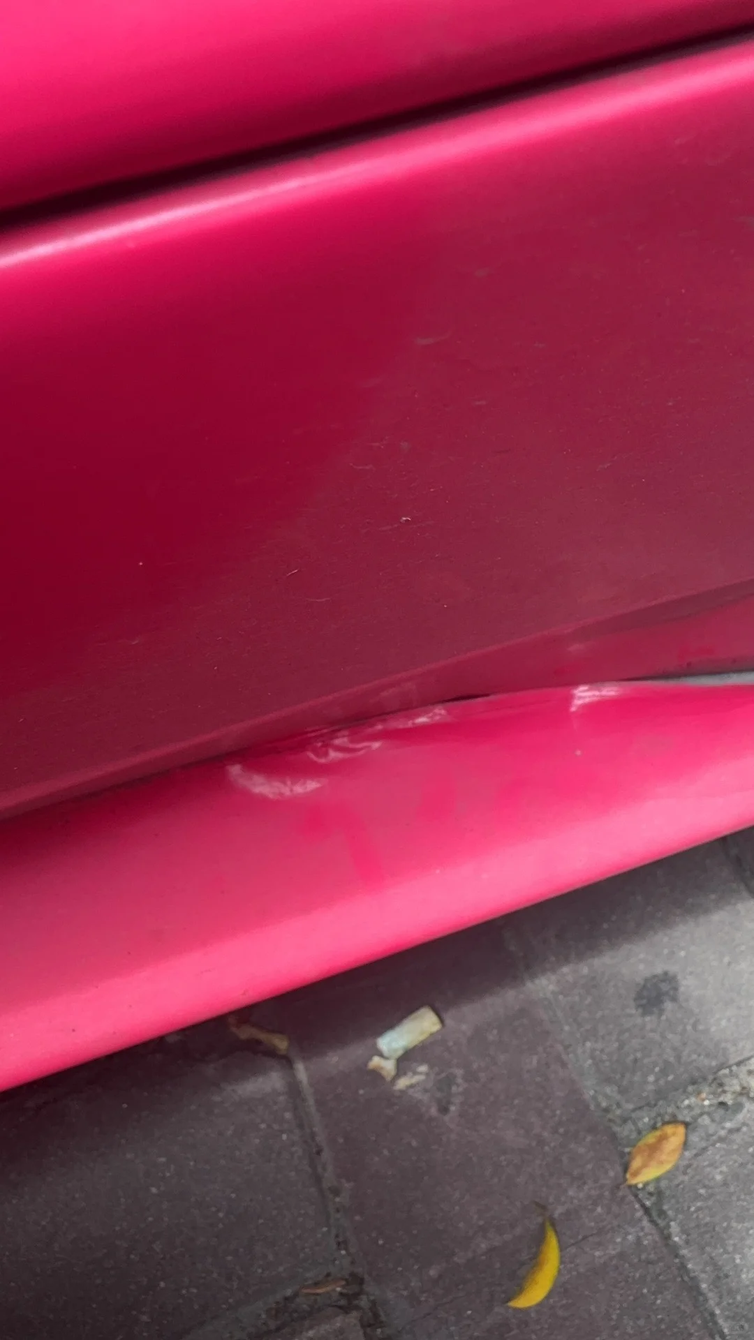 5000块的改色膜，半年不到起胶，掉底漆