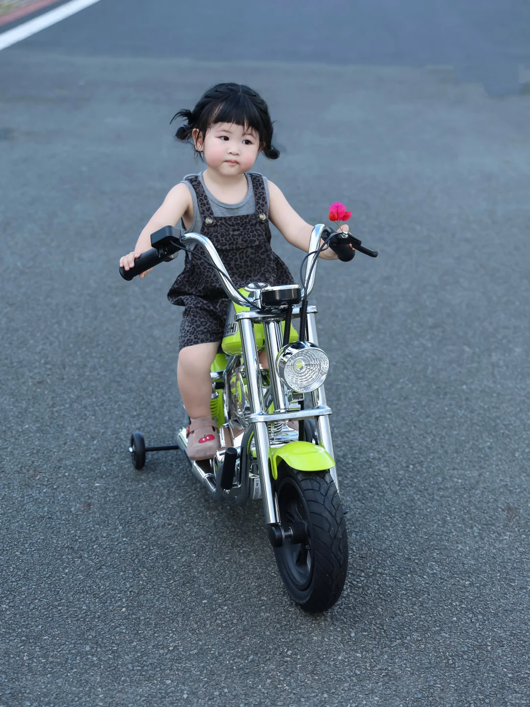 小区显眼包来啦~ 被路人追着问链接❗QQ