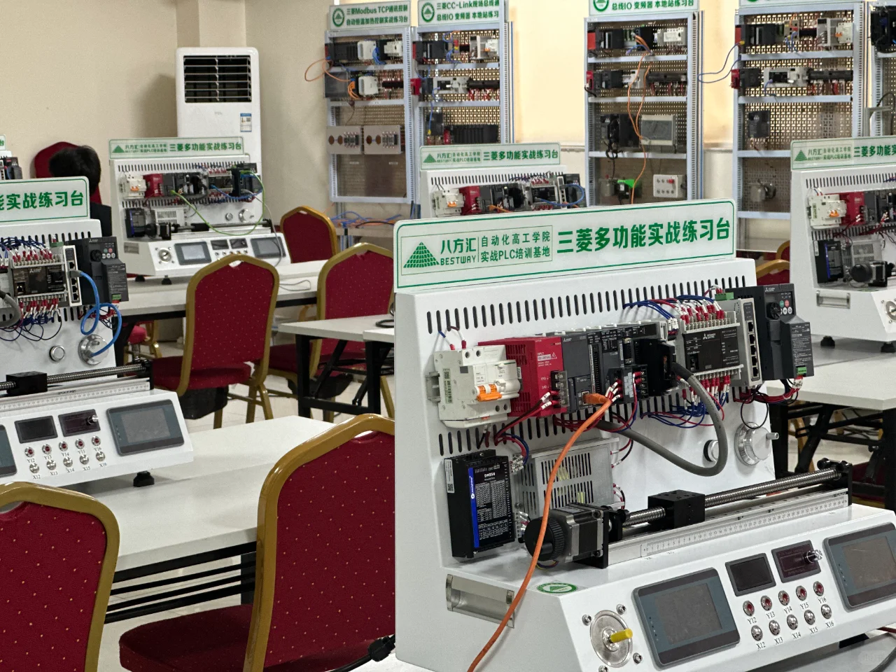 详解工业自动化设备——PLC和触摸屏