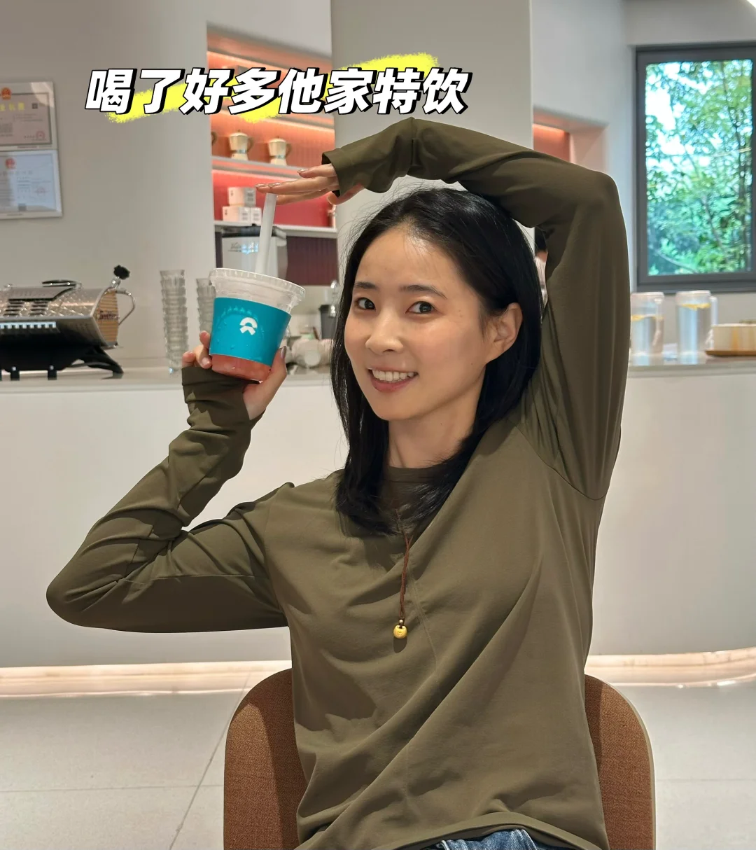 是谁同时拥有了萤火虫和李斌的签名