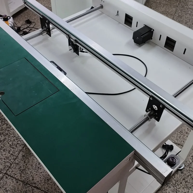 1米全自动接驳台