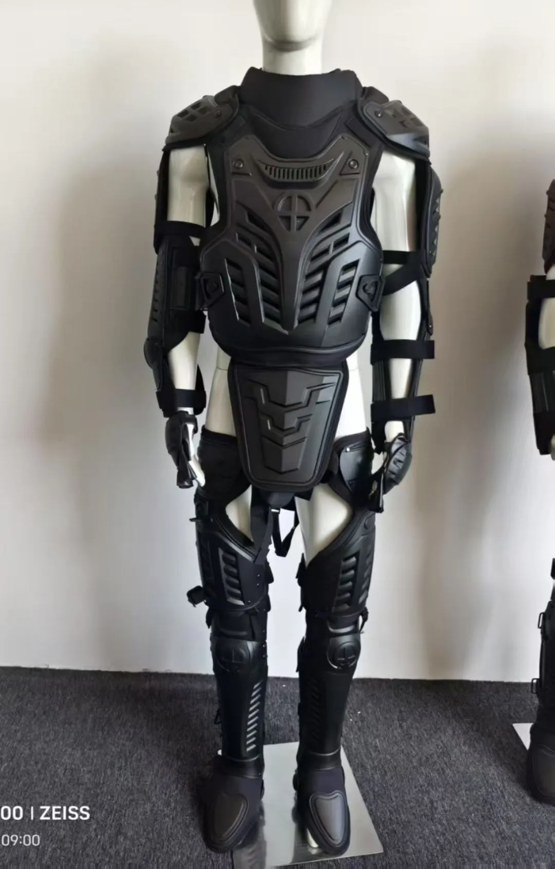 防暴装备，战术防暴服！