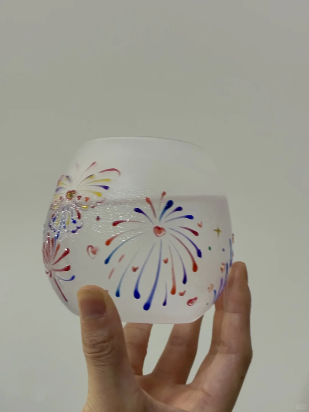 0️⃣帧起手一个「冷感变色烟花杯」?