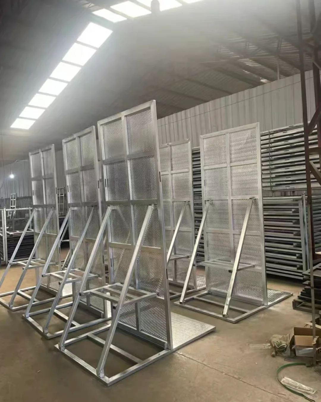 《赔钱处理防爆铁马》紧急处理防爆栏，活动演