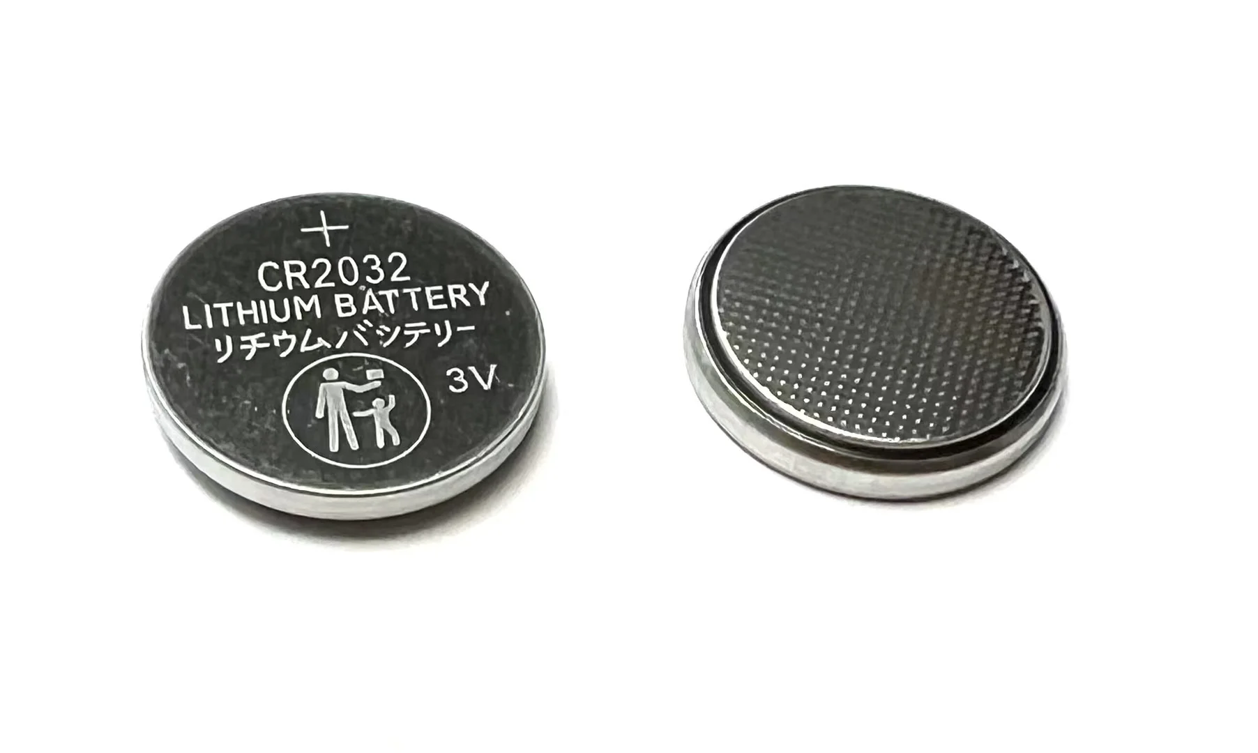 很多人买电池只看尺寸，其实型号藏着大讲究