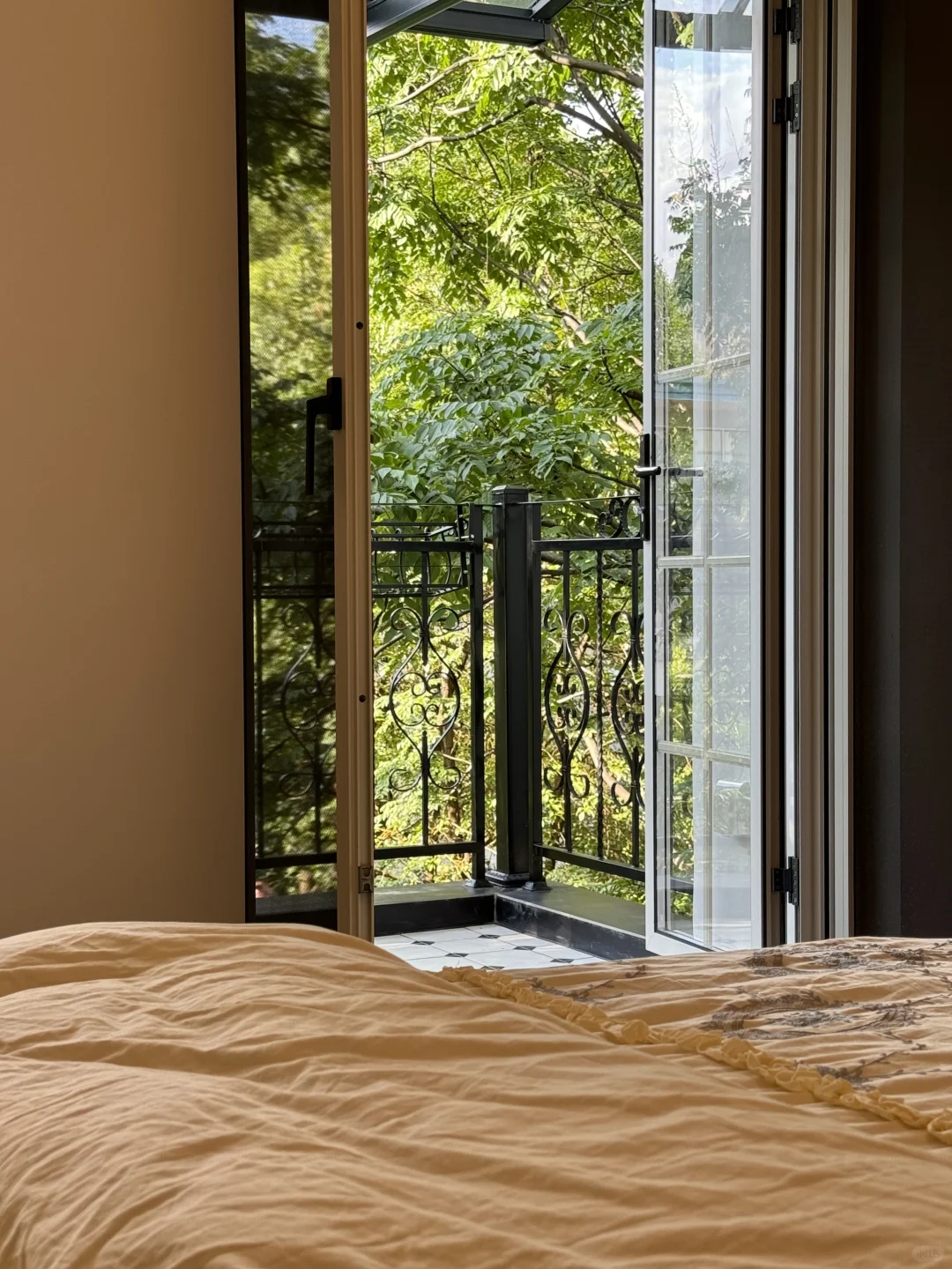 用断桥铝复刻格子窗，有一点点成功（附功课