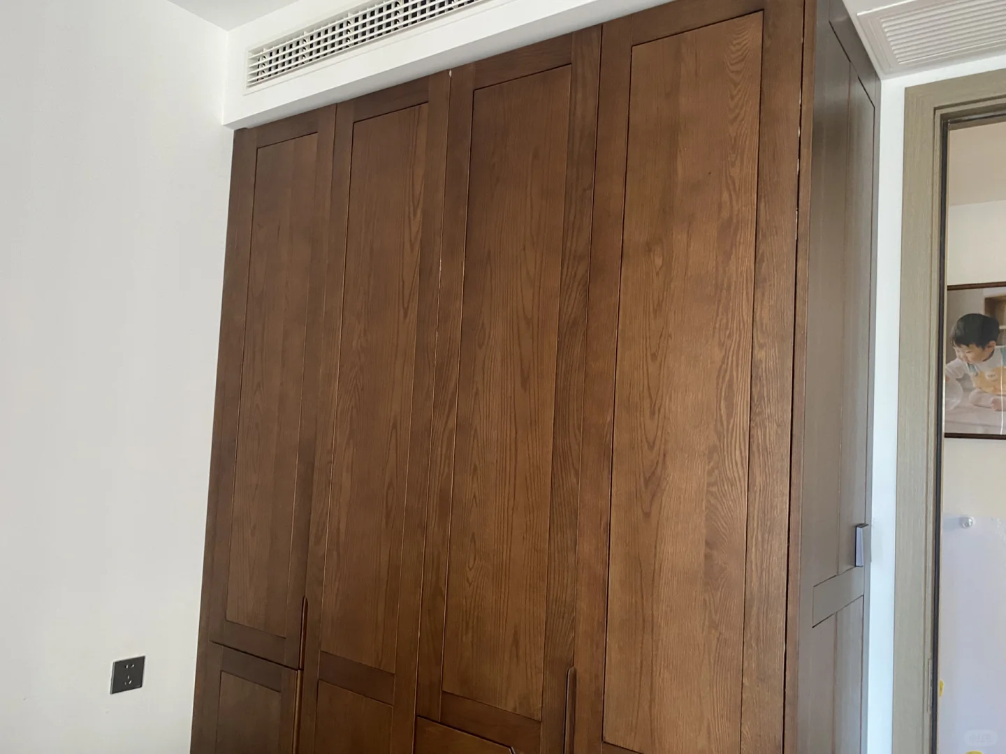 实木家具使用1年后……