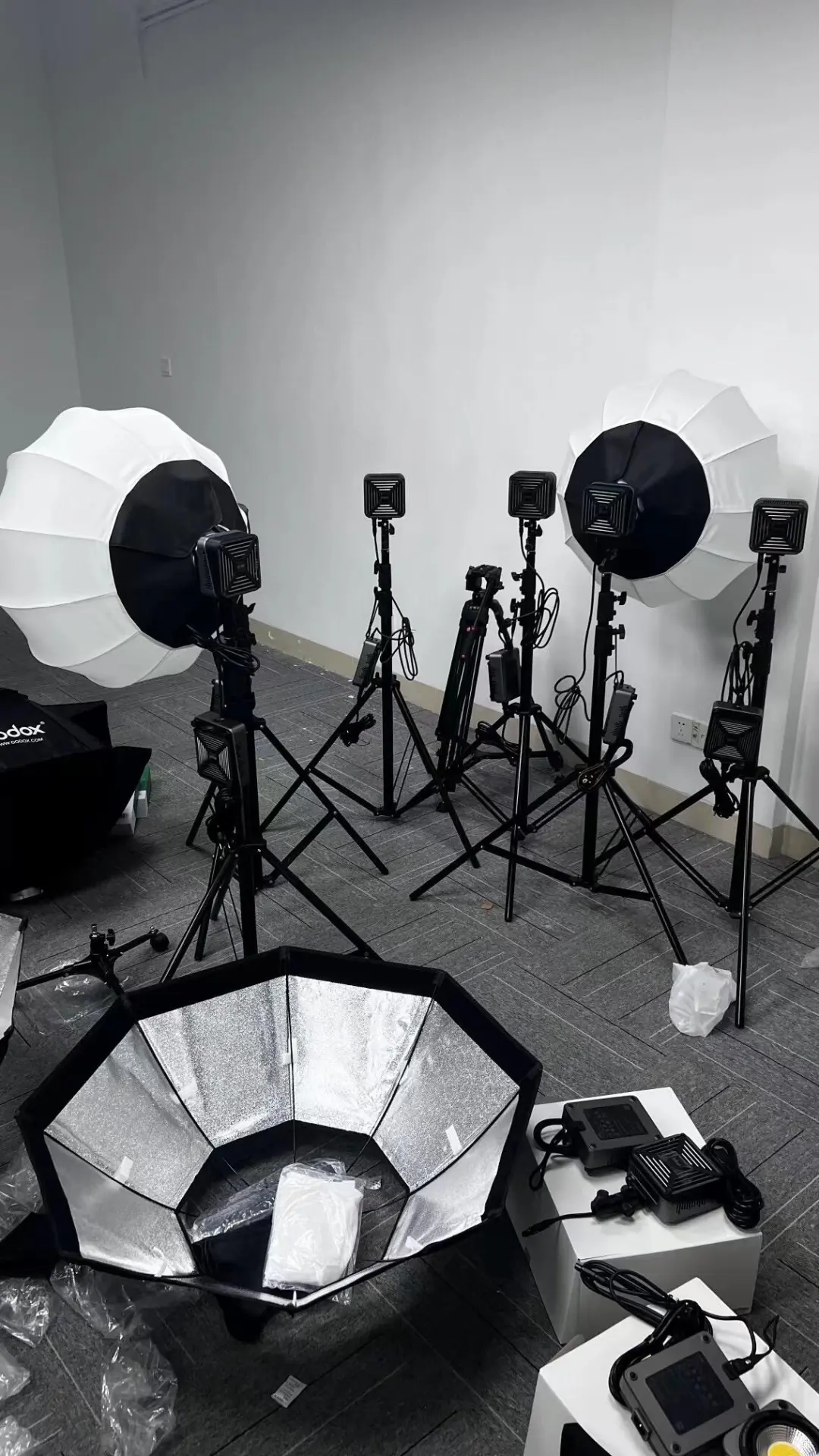 在郑州本地租套直播设备800包安装调试