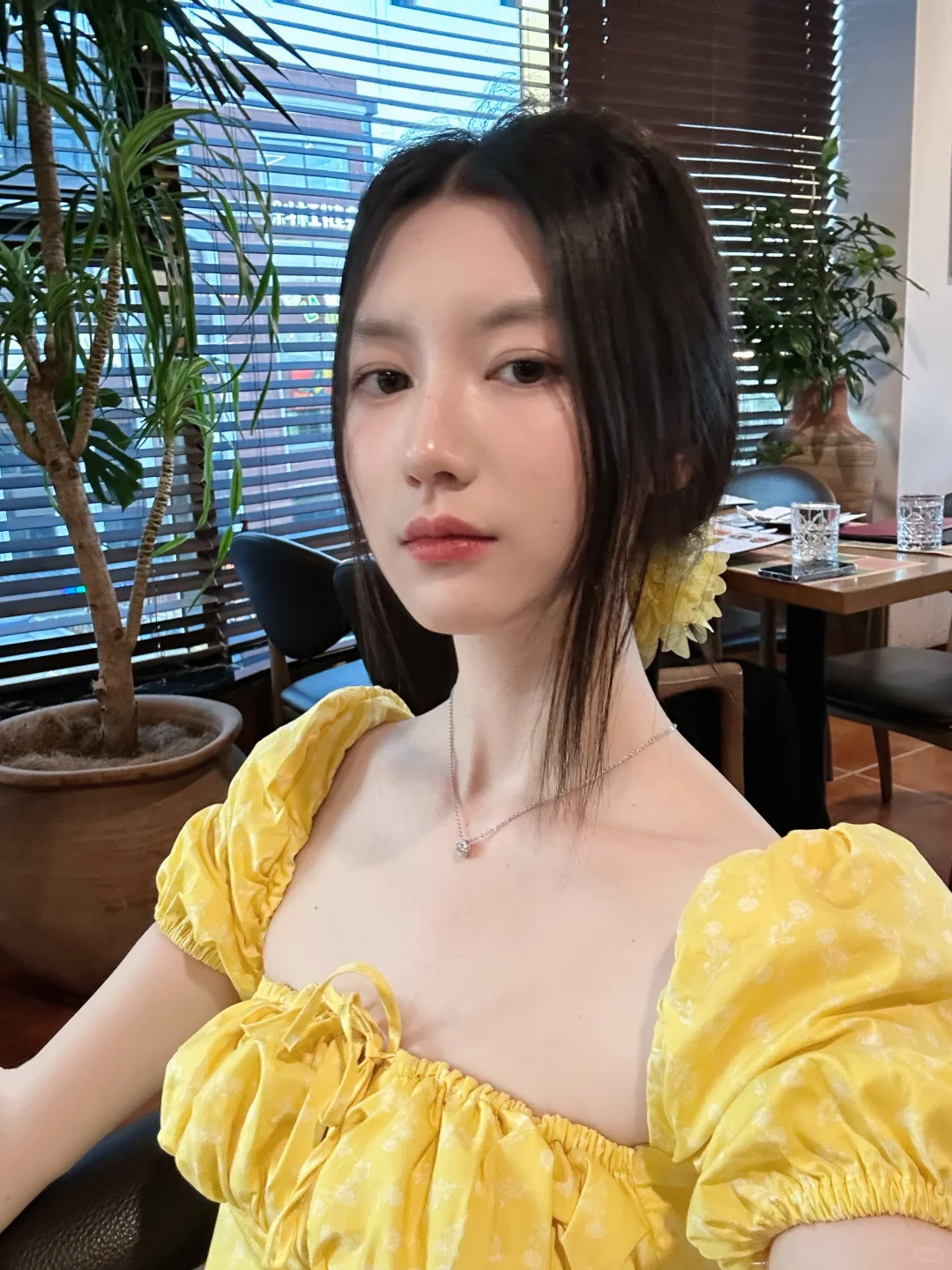 左划助力该机械女变美