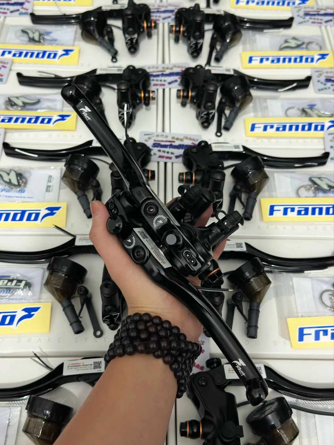 摩托党必入!车力屋F130s直推上泵,手感颜值