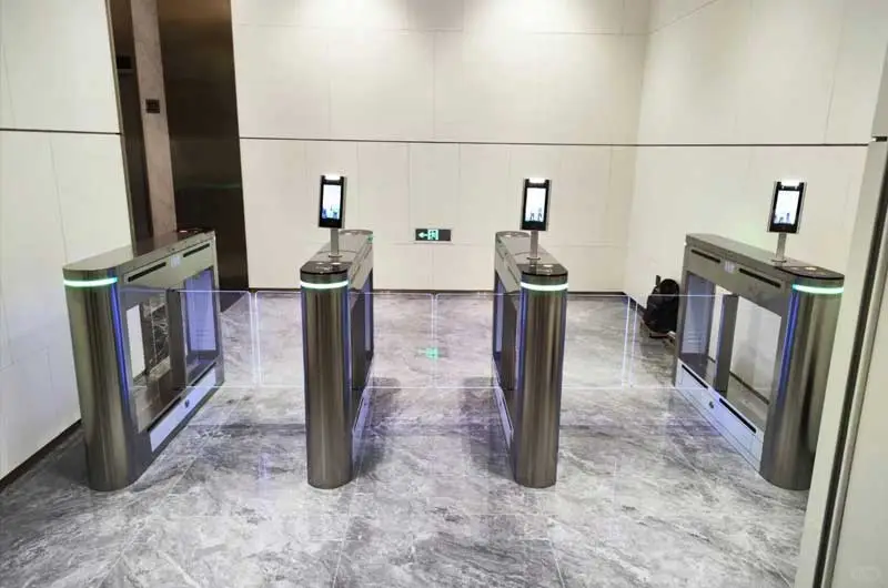 人行通道摆闸是写字楼出入口管理常用设备