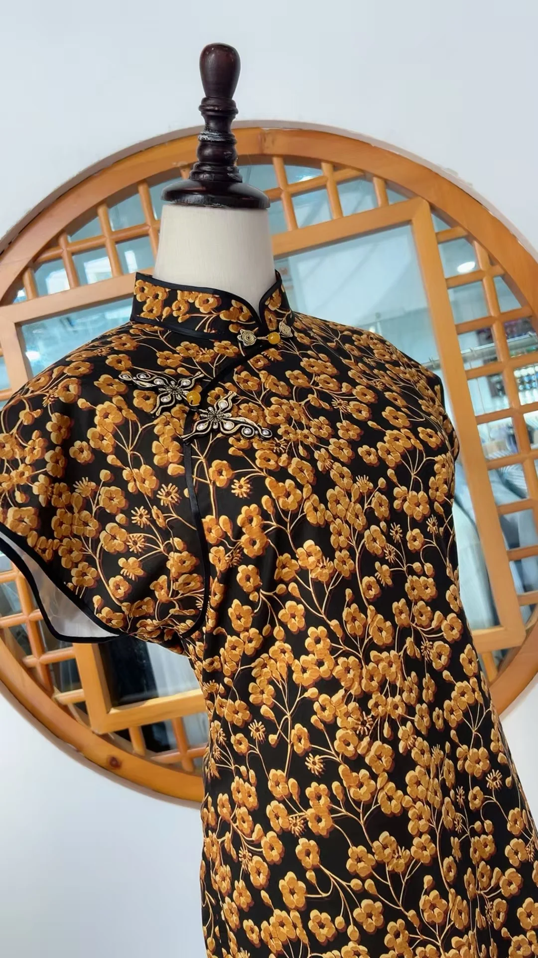 一裁一剪 一针一线 用心缝制 裁剪精准