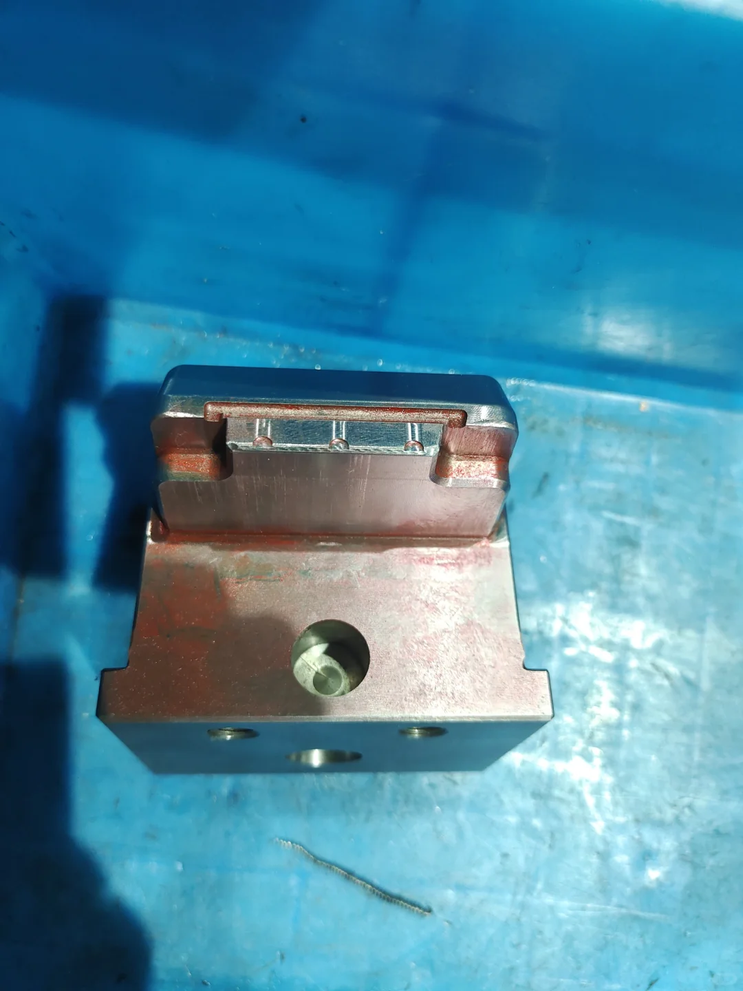 模具五金加工，磨床铣床CNC电极