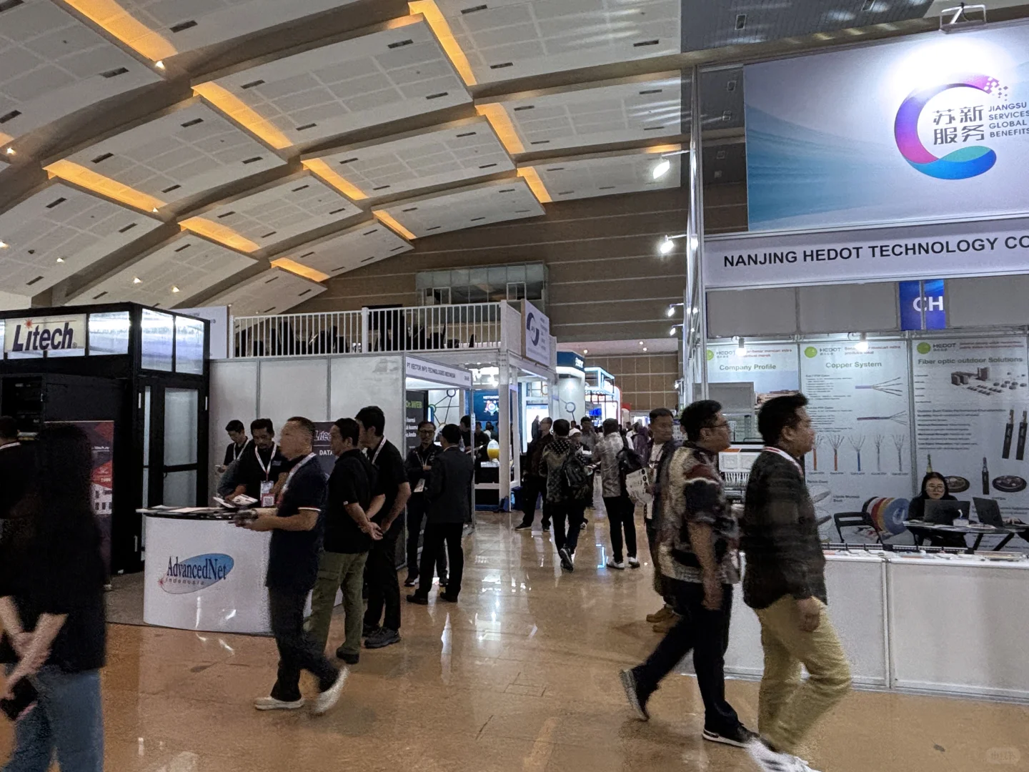 IIXS2025印尼国际电子信息暨通信展展期掠影