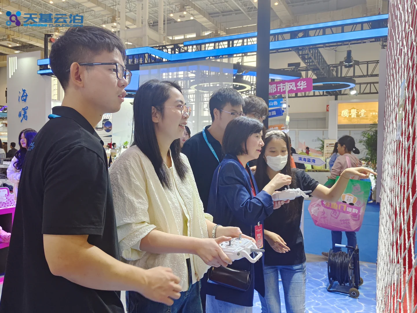 天基云泊｜宁波海丝文旅大展也太会了吧！