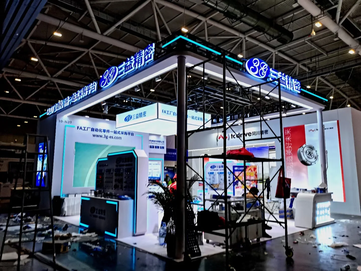 深圳工业展会展台圆满完成搭建！