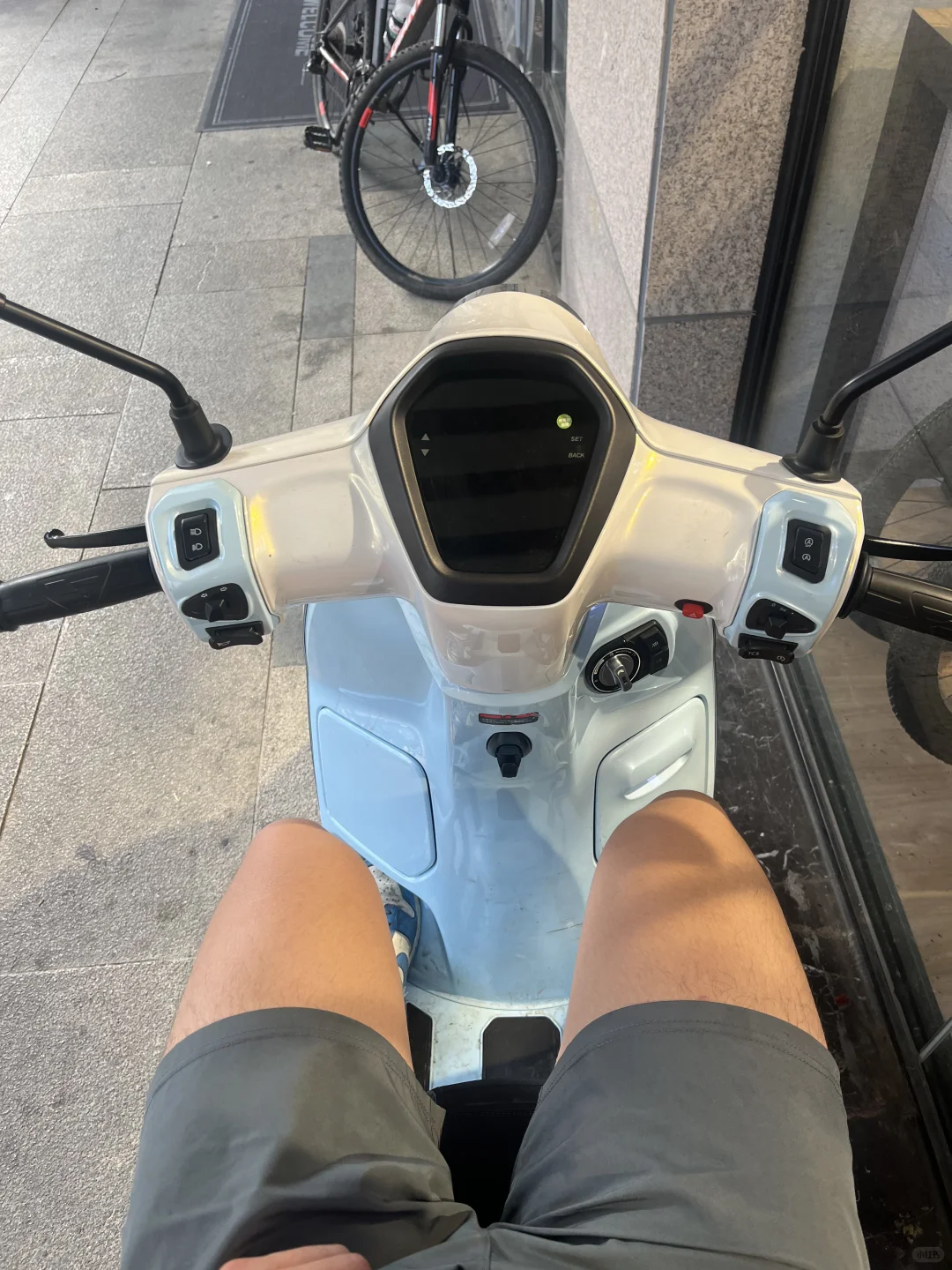 无极SR150C简评—只适合小个子的代步车