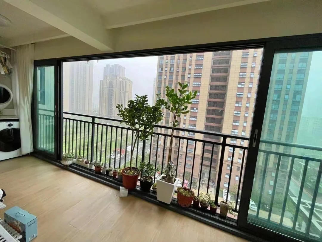 美观又实用，推拉门封阳台攻略！