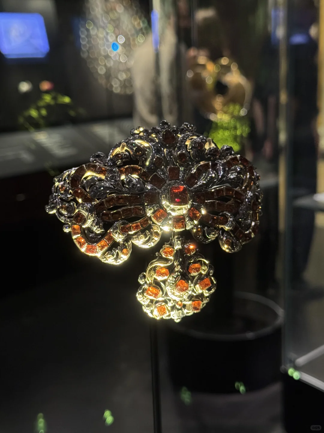 V&A博物馆请好好保管维多利亚女王的王冠