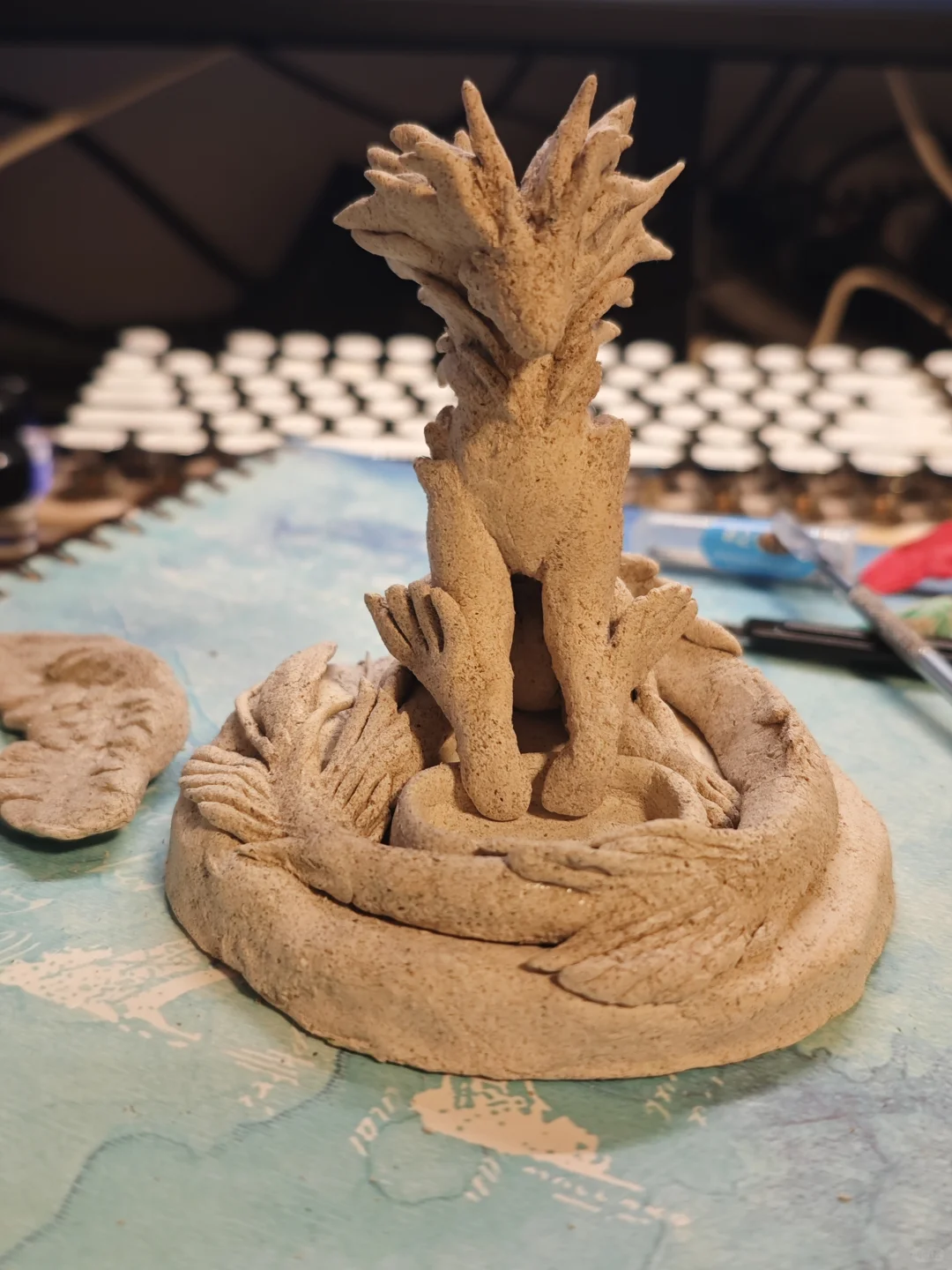 手搓白神的神秘小石雕