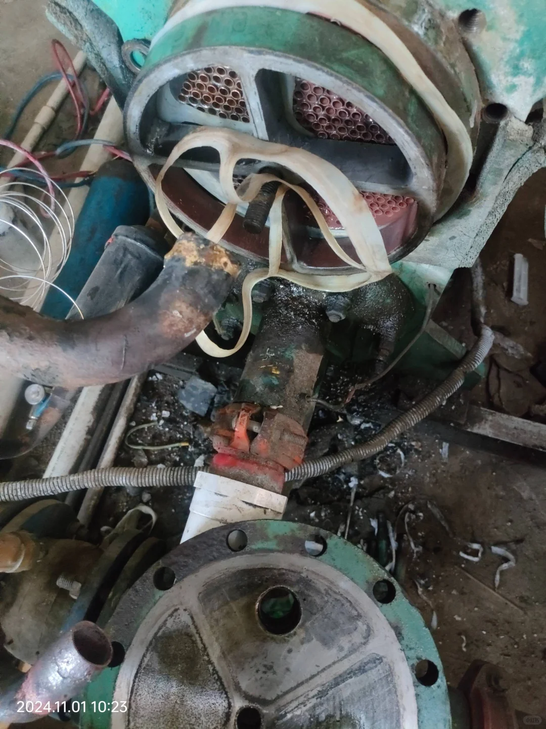 白云约克冷水模块机维修