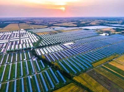 无限性和可持续性。