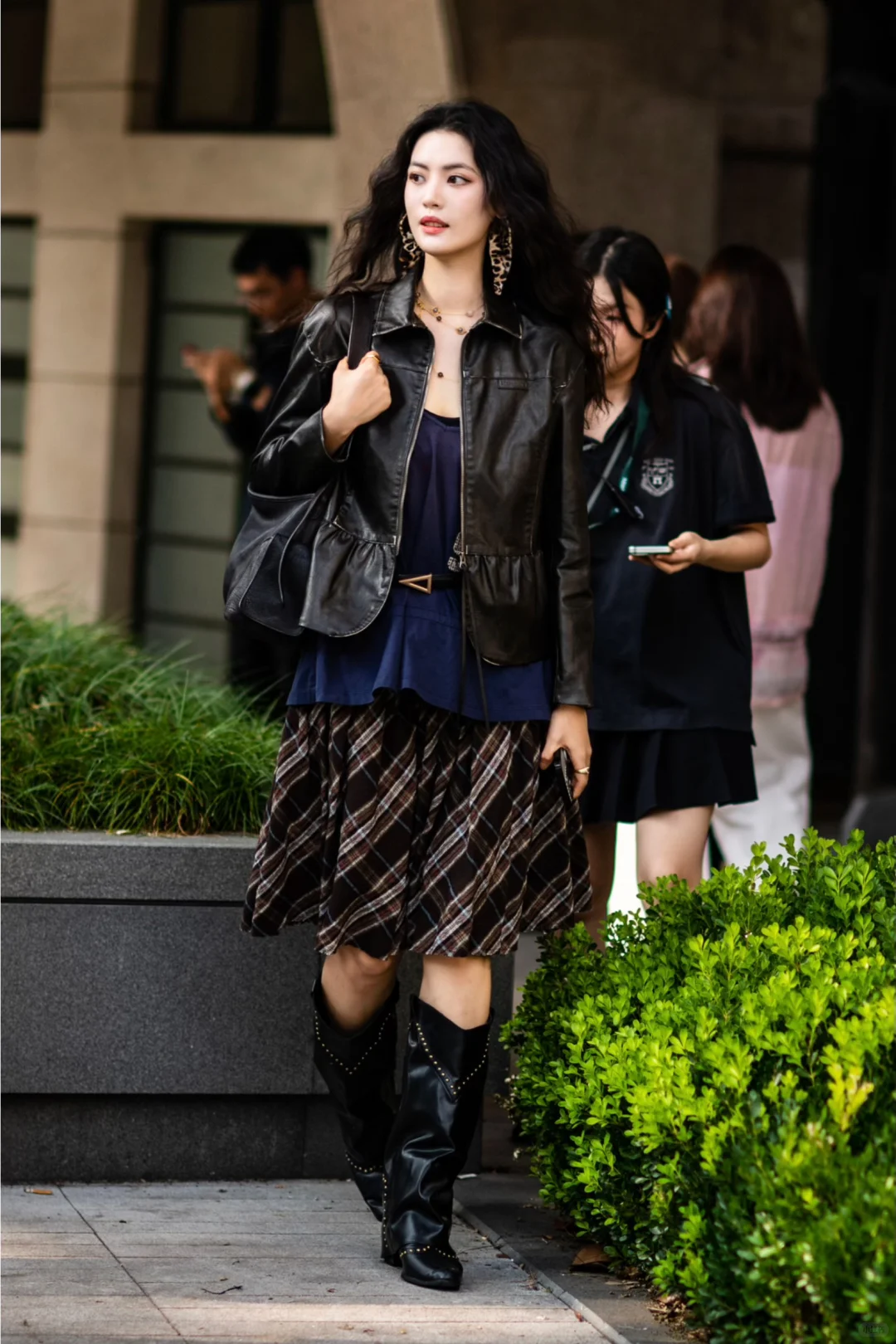 街拍｜上海街头秋冬惊艳穿搭加载ing