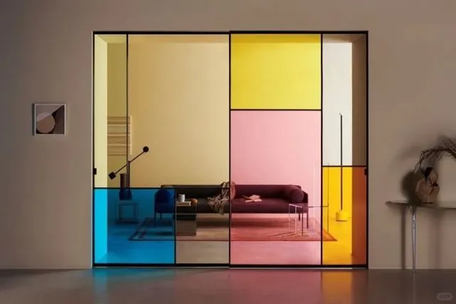 炫彩玻璃怎么在不同光线下呈现出不同的效果