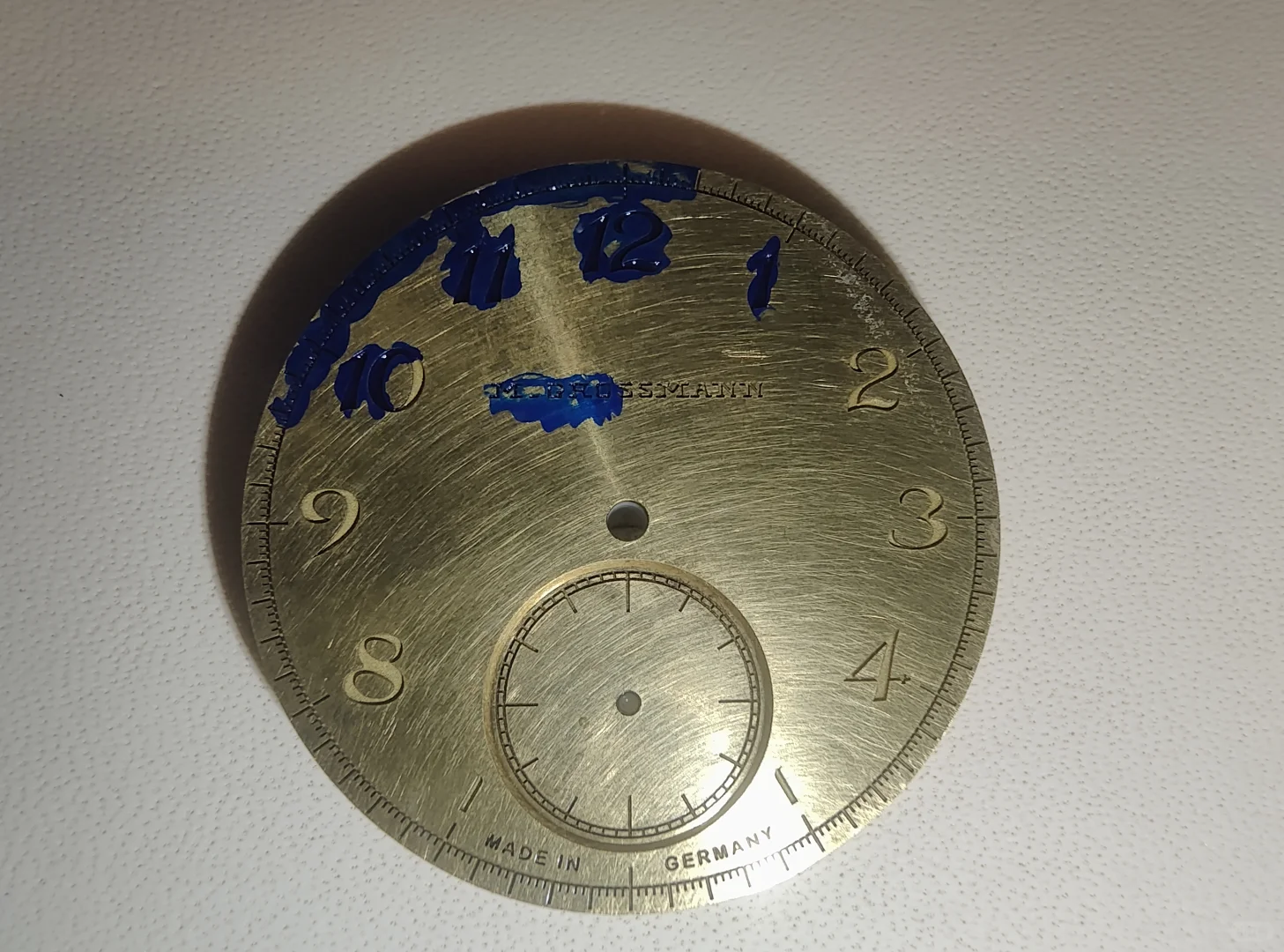 亲手打磨了半张表盘