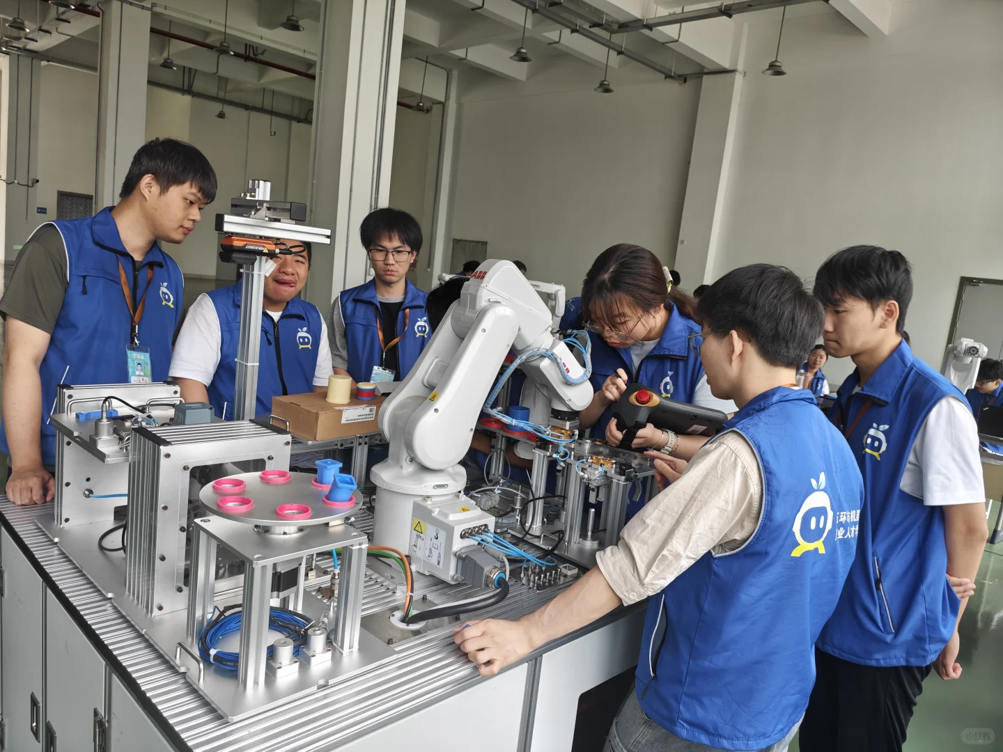 工业机器人专业产教融合