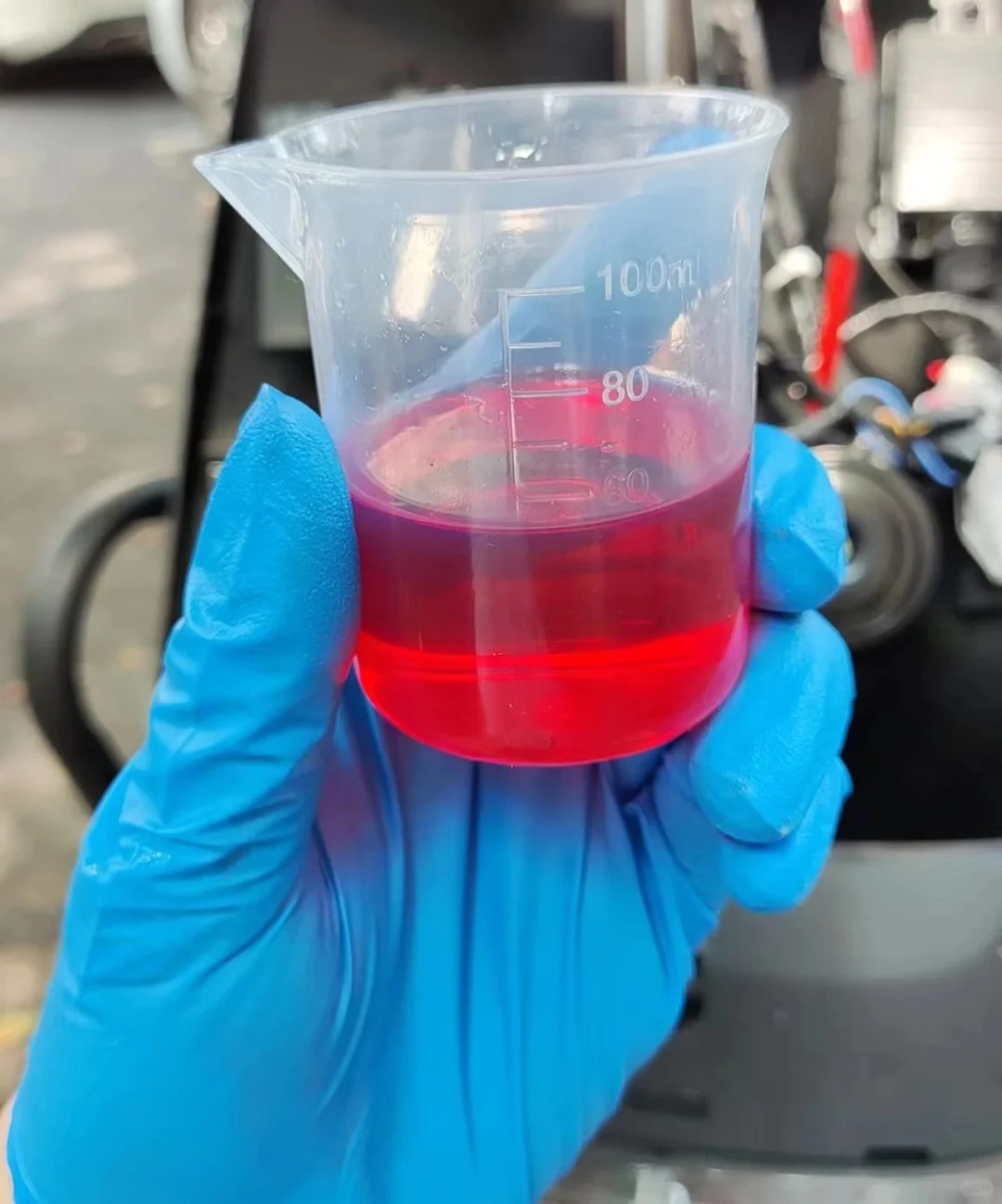 九号F90前避震换弹簧,后避震换气瓶减震