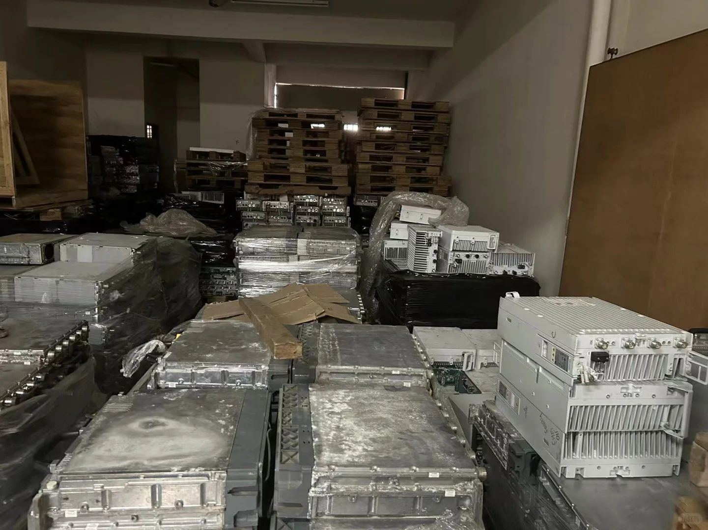 全球收诺基亚爱立信的RRU BBU设备