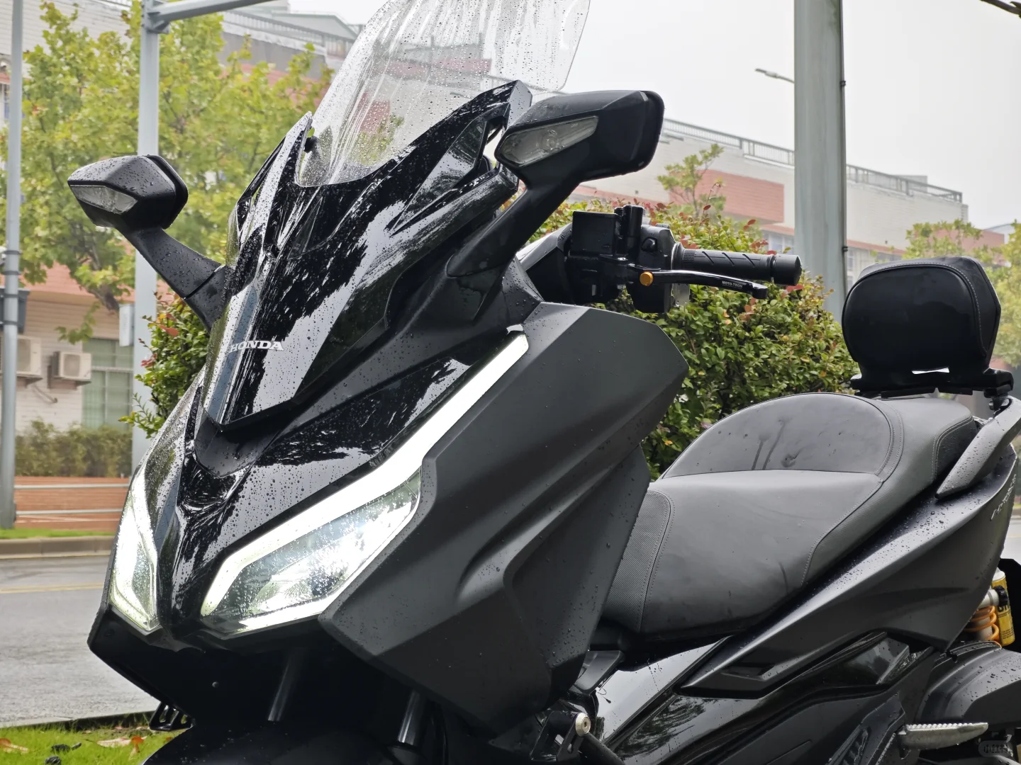 24年差根烟本田佛沙350 ?33800