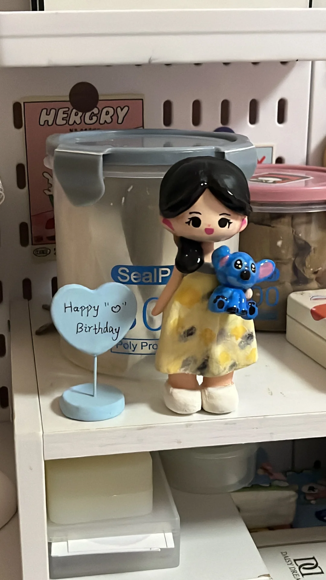 刚出炉的石塑崽崽?