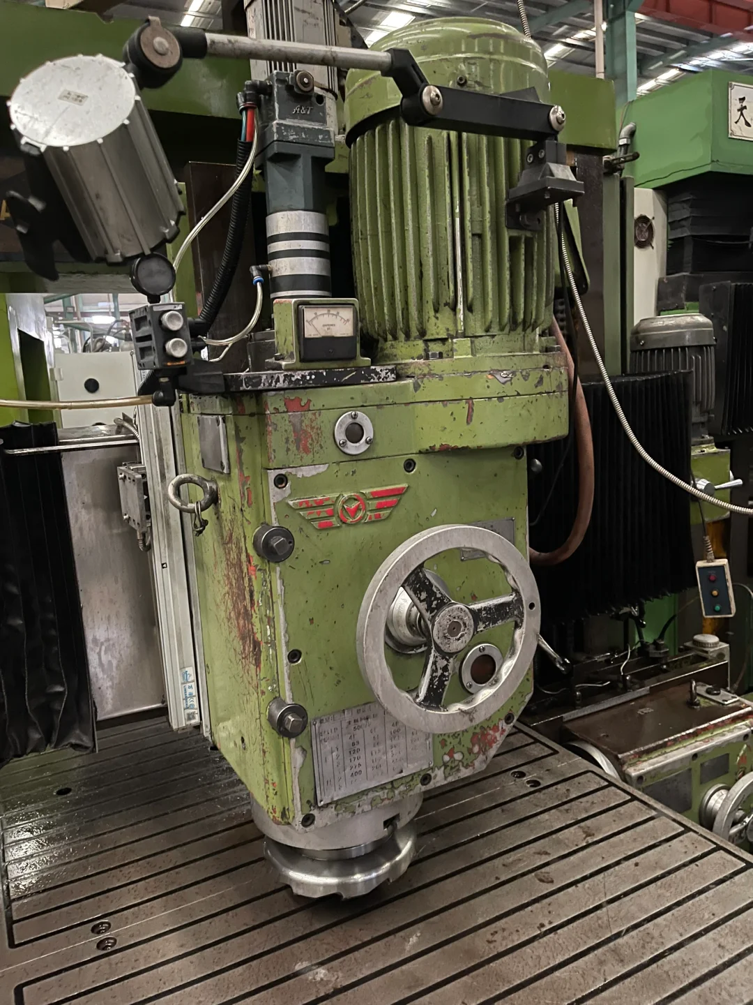 台湾佳钊龙门铣