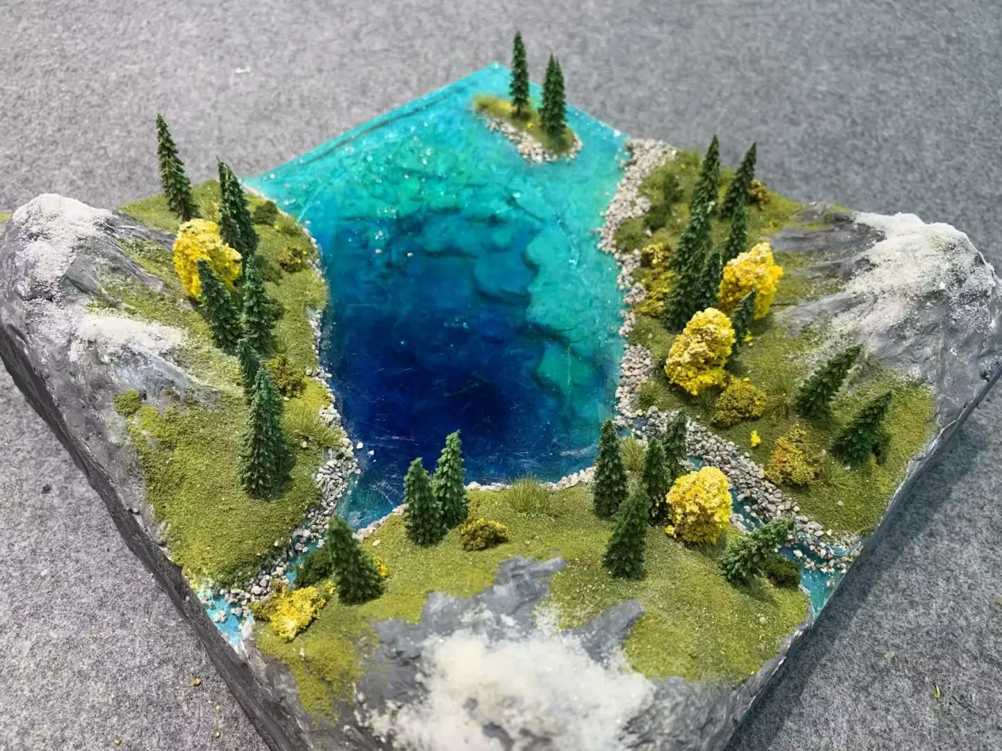 粘土微缩模型-喀斯特地貌