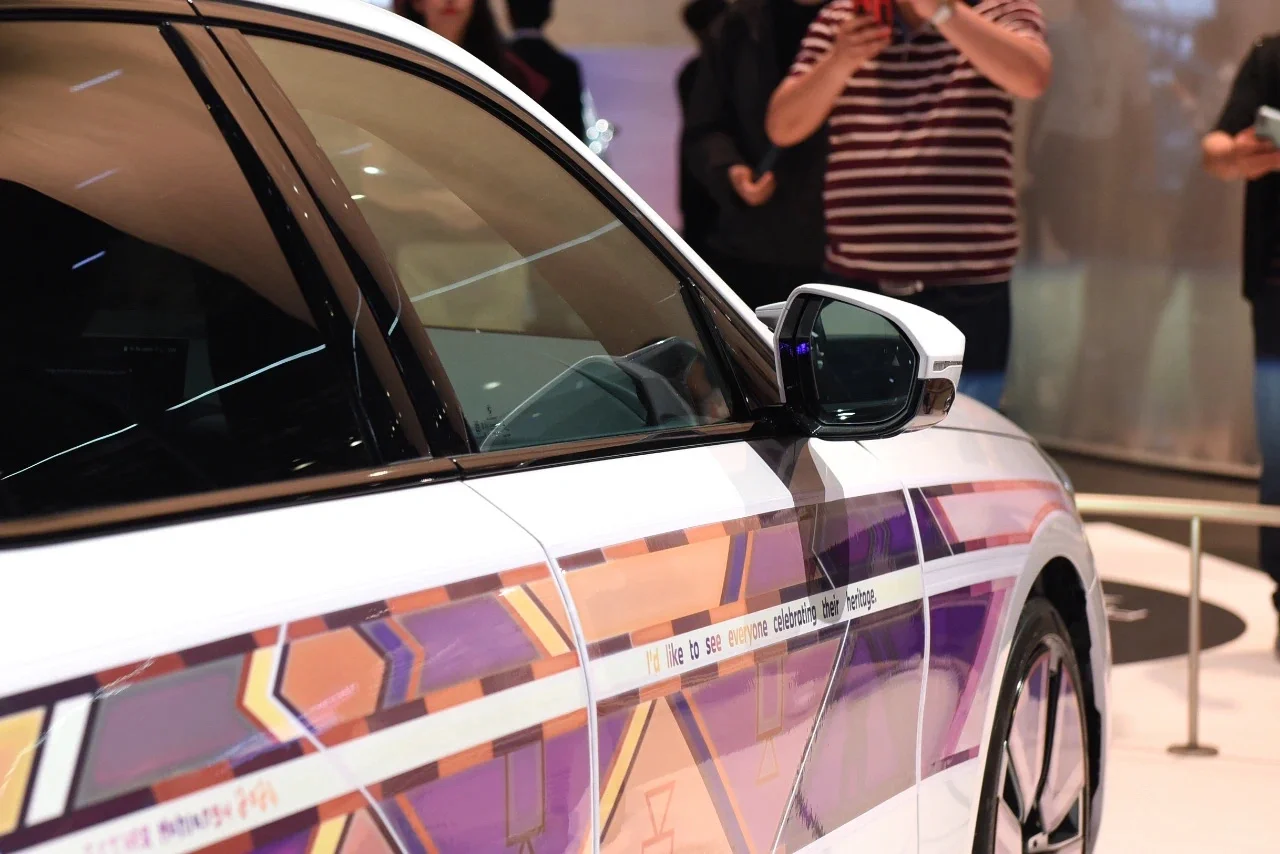 这款宝马会变色？