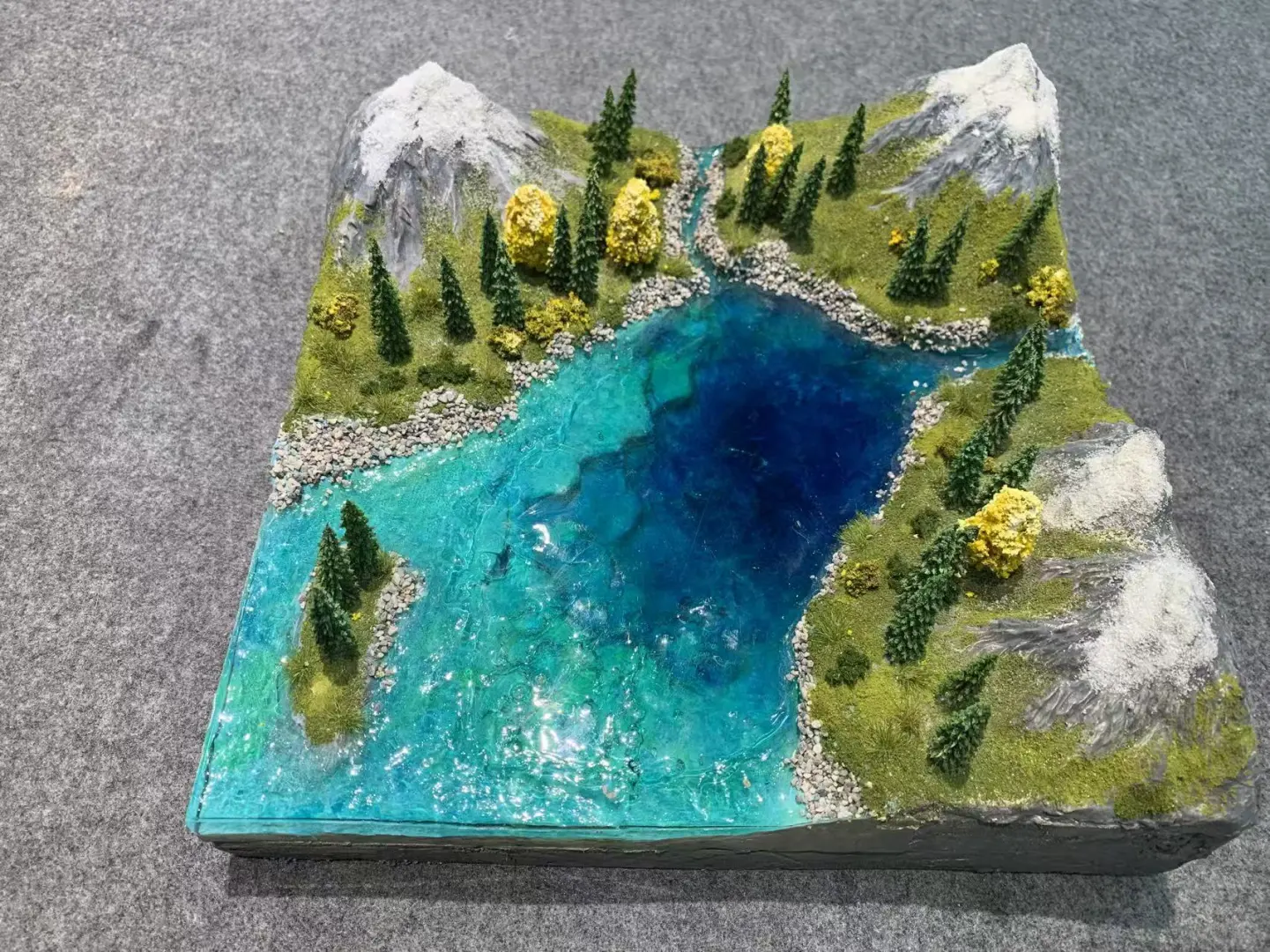 粘土微缩模型-喀斯特地貌